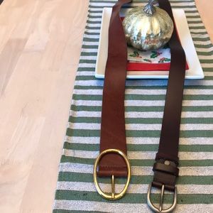 Light Brown Amsterdam Heritage Genuine Leather belt comes with Dark brown belt.